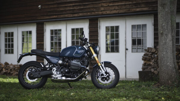 BMW R12nineT