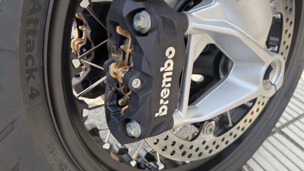 意外な落とし穴？！　ブレーキの早期摩耗を軽減しませんか？